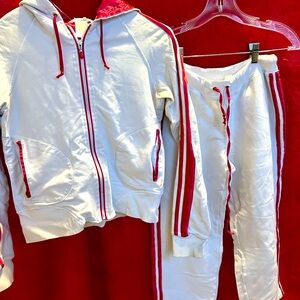 Girls Size S 2-piece Sweatsuit